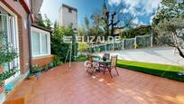 Jardí de Pis en venda en Donostia - San Sebastián  amb Calefacció, Jardí privat i Terrassa