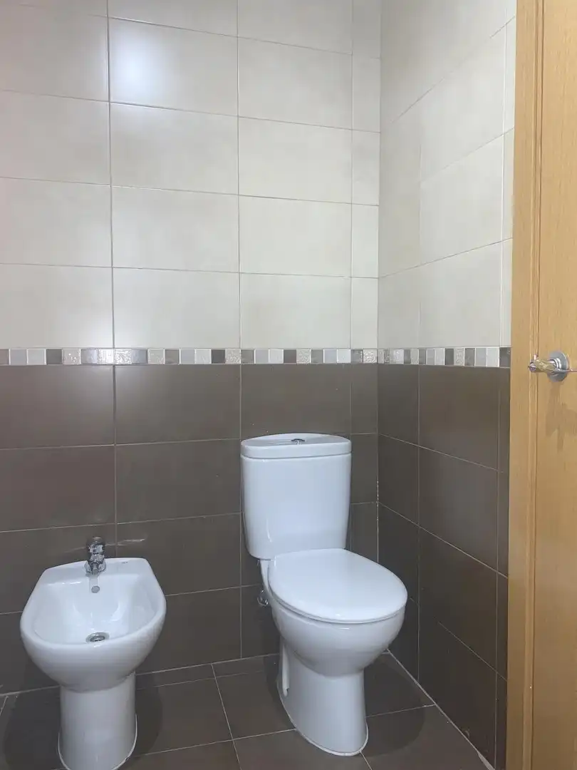 Baño de Piso en venta en Quismondo con Aire acondicionado, Calefacción y Amueblado