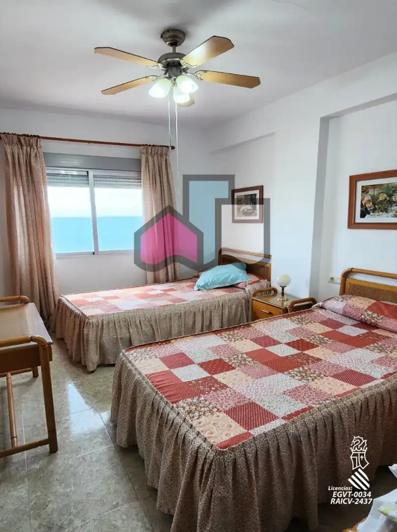 Habitación de Apartamento en venta en Cullera con Terraza, Amueblado y Horno