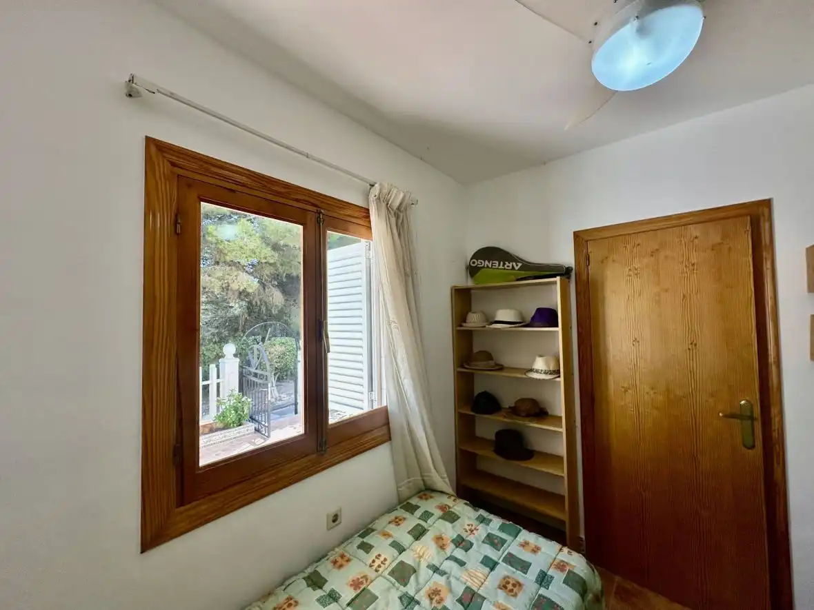 Habitación de Casa o chalet en venta en Santa Pola con Calefacción, Terraza y Piscina