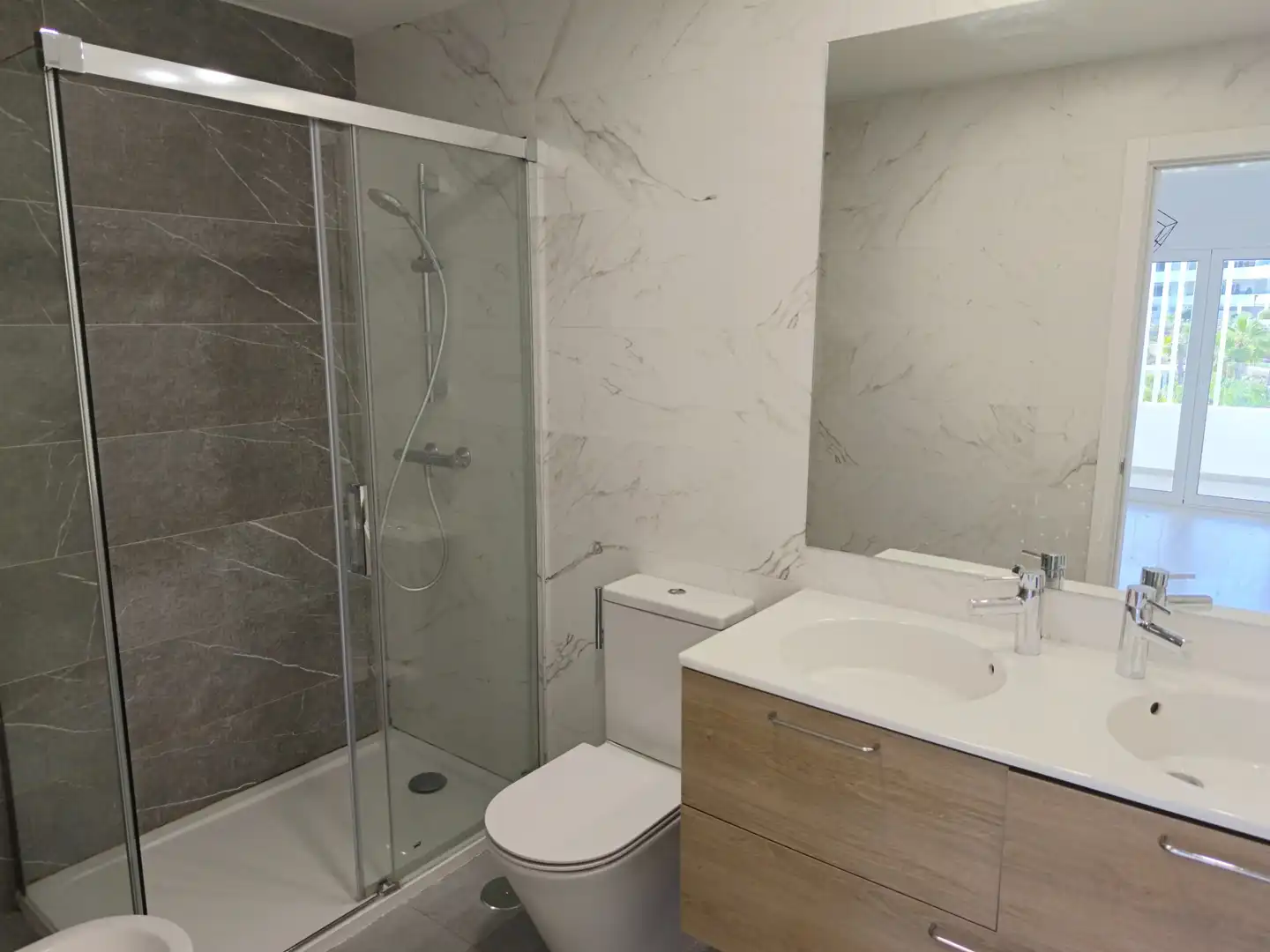 Baño de Ático de alquiler en Málaga con Aire acondicionado, Calefacción y Terraza
