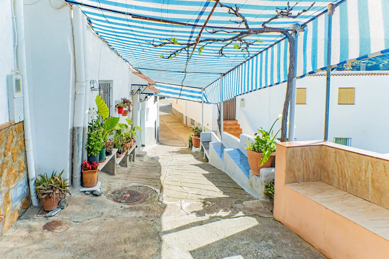 Außenansicht von Country house zum Verkauf in Paterna del Río