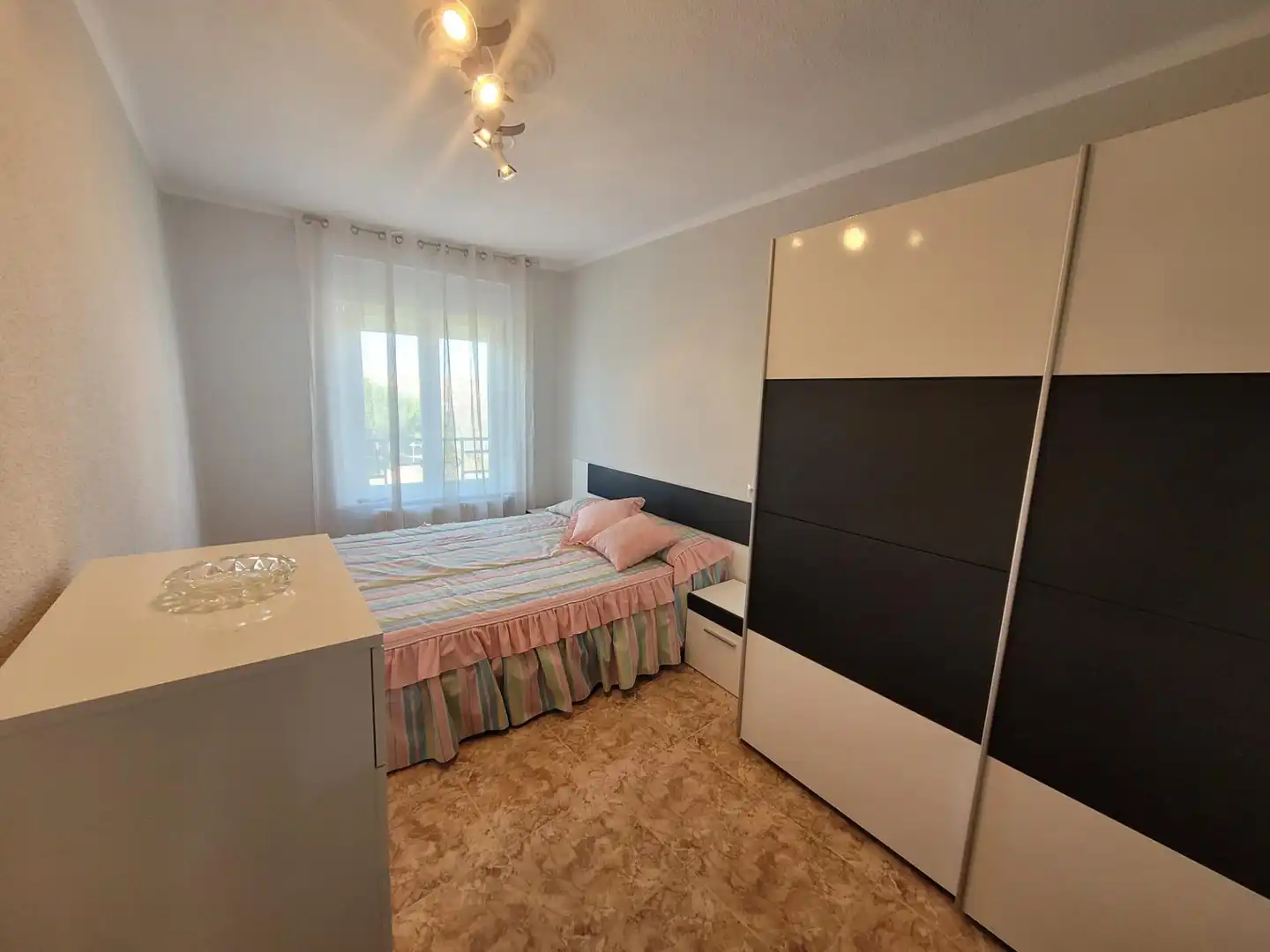 Bedroom of Flat for rent in Salamanca  with Heating and Furnished