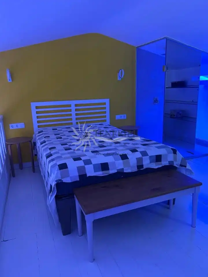 Habitación de Piso en venta en Arona con Aire acondicionado, Terraza y Amueblado
