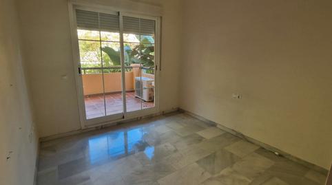 Foto 3 de Pis en venda a Calle Oceano, Romana Playa, Málaga