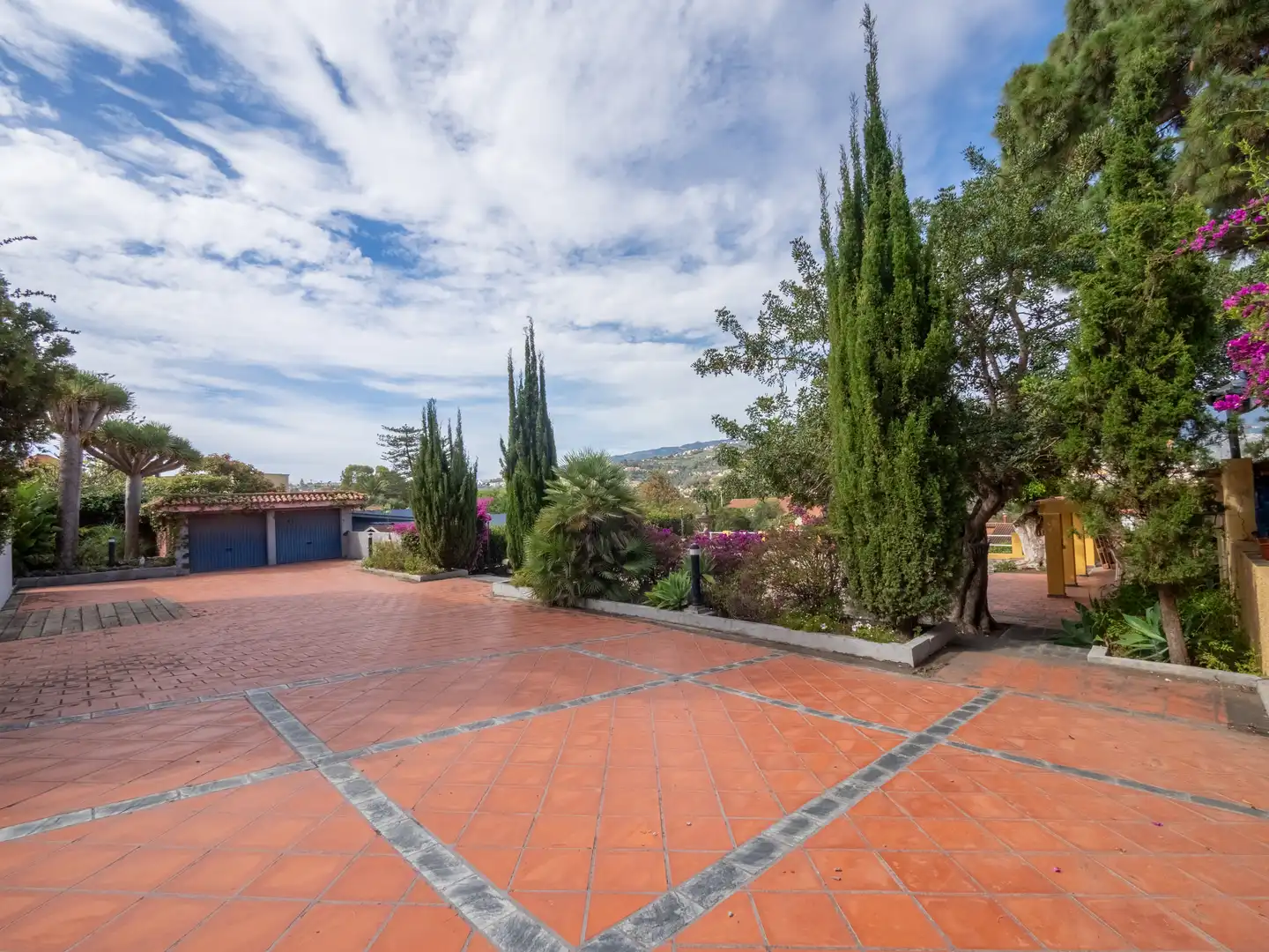 Außenansicht von Haus oder Chalet zum Verkauf in Santa Brígida mit Privatgarten, Terrasse und Abstellraum