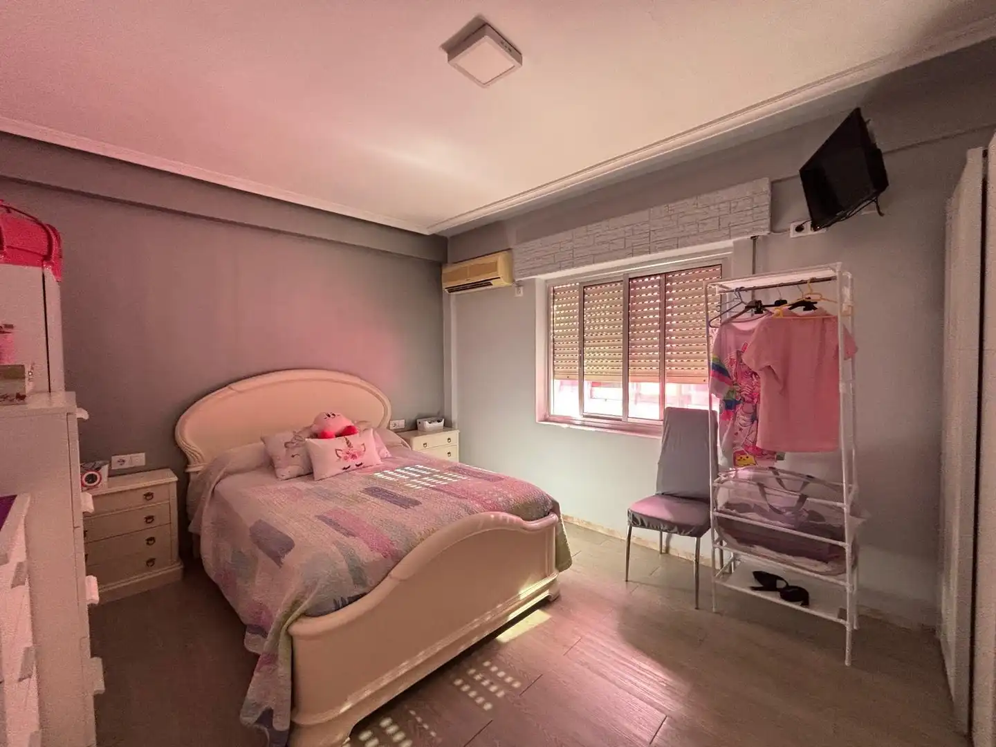 Bedroom of Flat for sale in Cáceres  with Air Conditioner, Terrace and Furnished