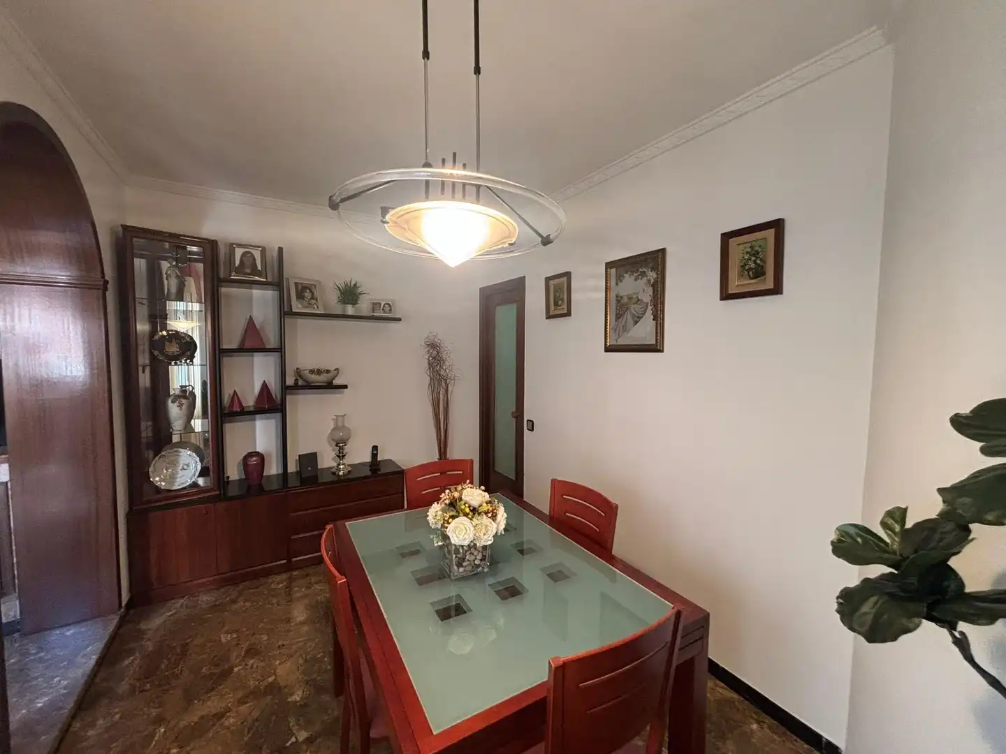 Menjador de Casa o xalet en venda en Sabadell amb Calefacció, Terrassa i Balcó