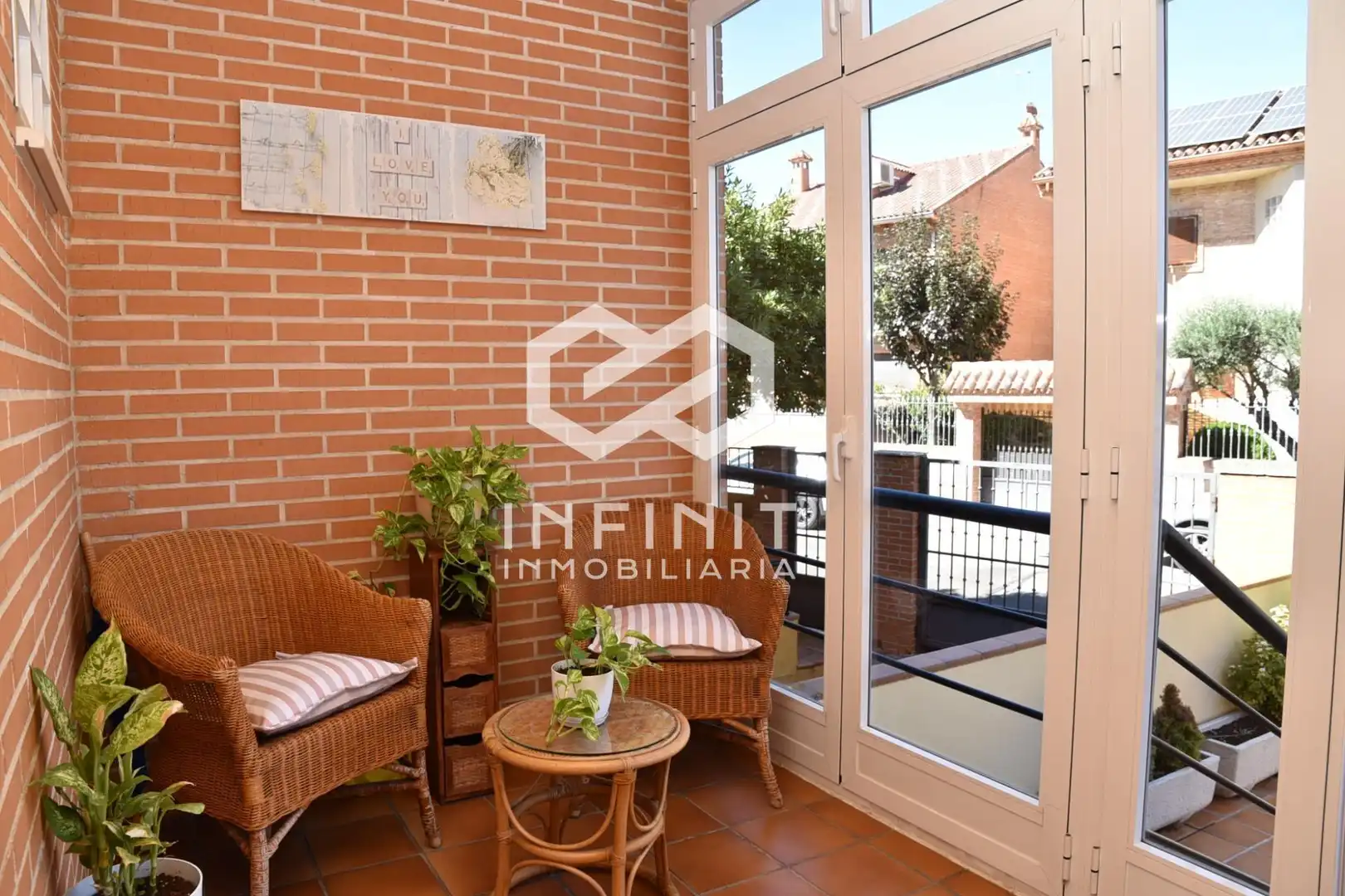 Terrassa de Casa adosada en venda en Alcalá de Henares amb Aire condicionat, Calefacció i Jardí privat