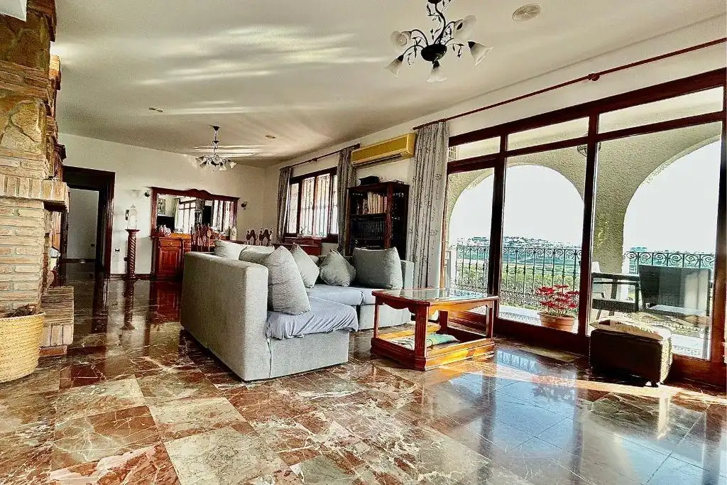 Sala de estar de Casa o chalet en venta en Vélez-Málaga
