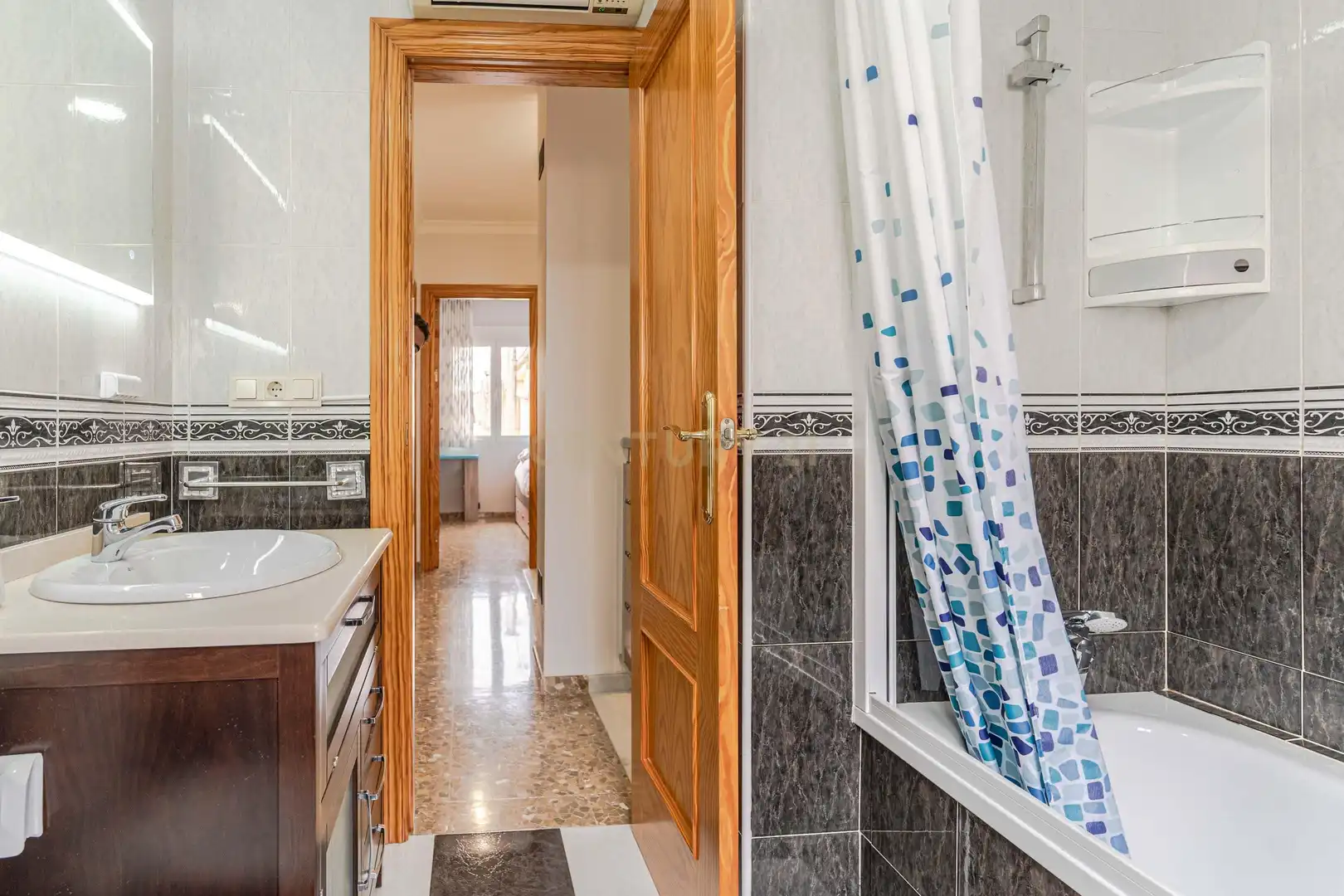 Baño de Casa o chalet en venta en Maracena con Aire acondicionado, Trastero y Horno