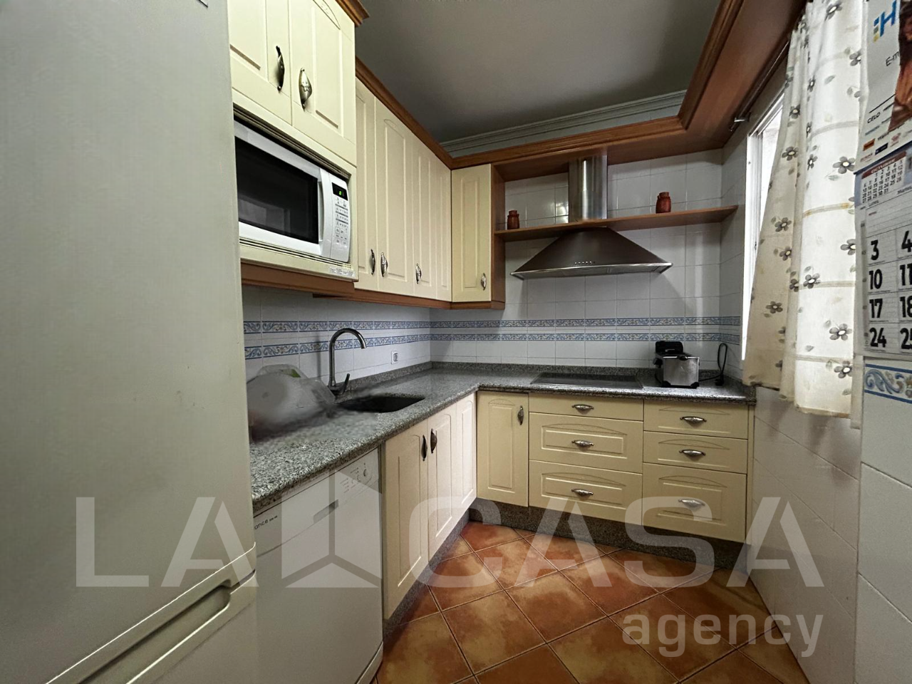 Kitchen of Flat for sale in Montequinto  with Air Conditioner and Swimming Pool