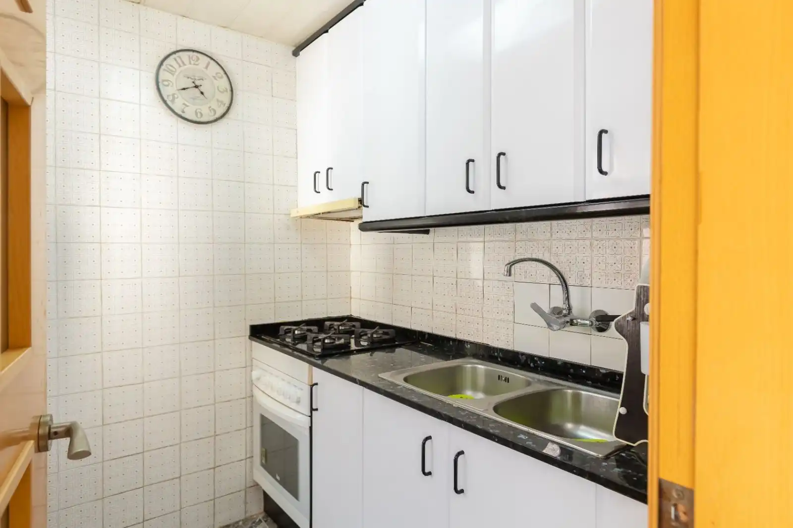 Cocina de Piso en venta en Badalona con Calefacción