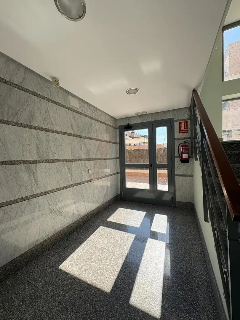 Planta baja de alquiler en Las Rozas de Madrid con Aire acondicionado, Calefacción y Terraza