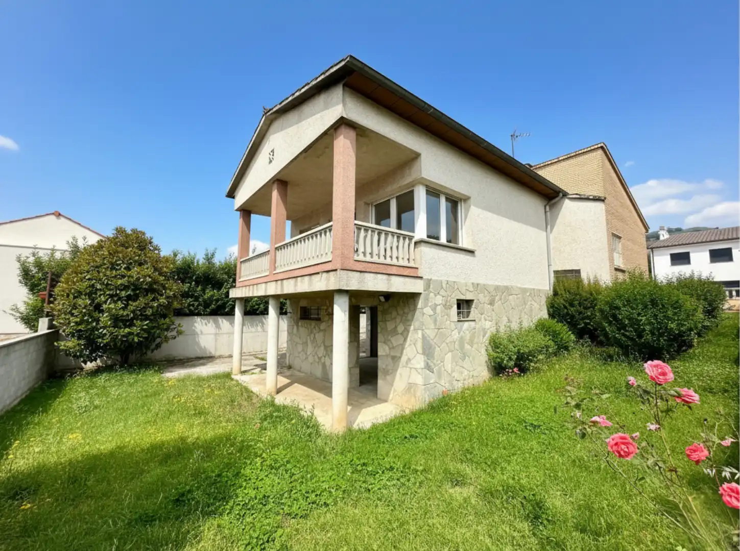 Vista exterior de Casa o chalet en venta en Sant Vicenç de Torelló con Calefacción, Jardín privado y Terraza