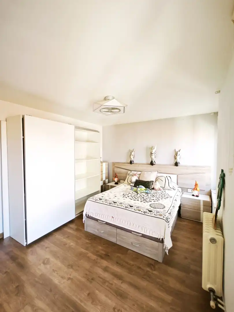 Schlafzimmer von Wohnung zur Miete in Salamanca Capital mit Balkon