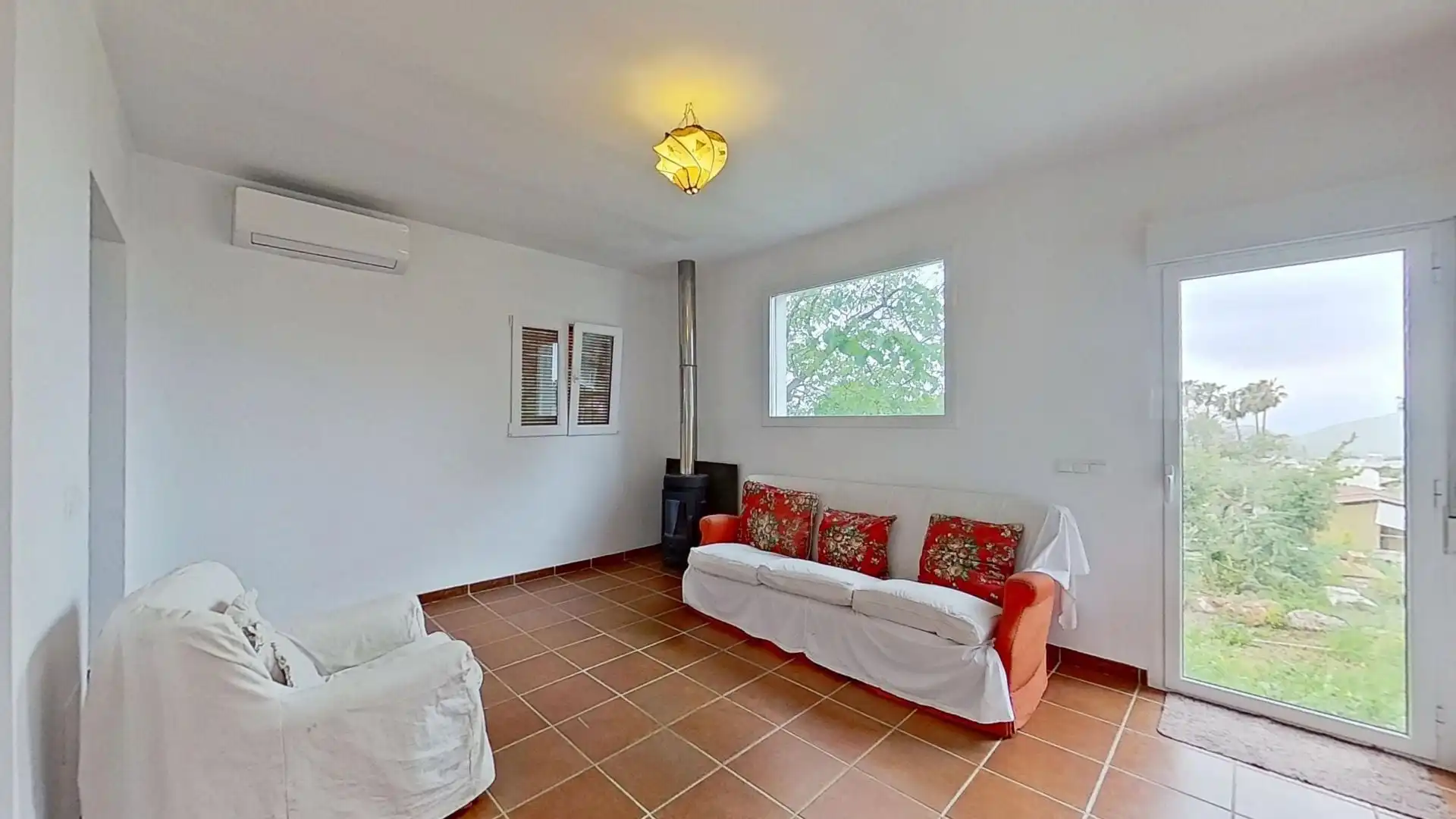 Sala d'estar de Casa o xalet en venda en Alhaurín El Grande amb Aire condicionat