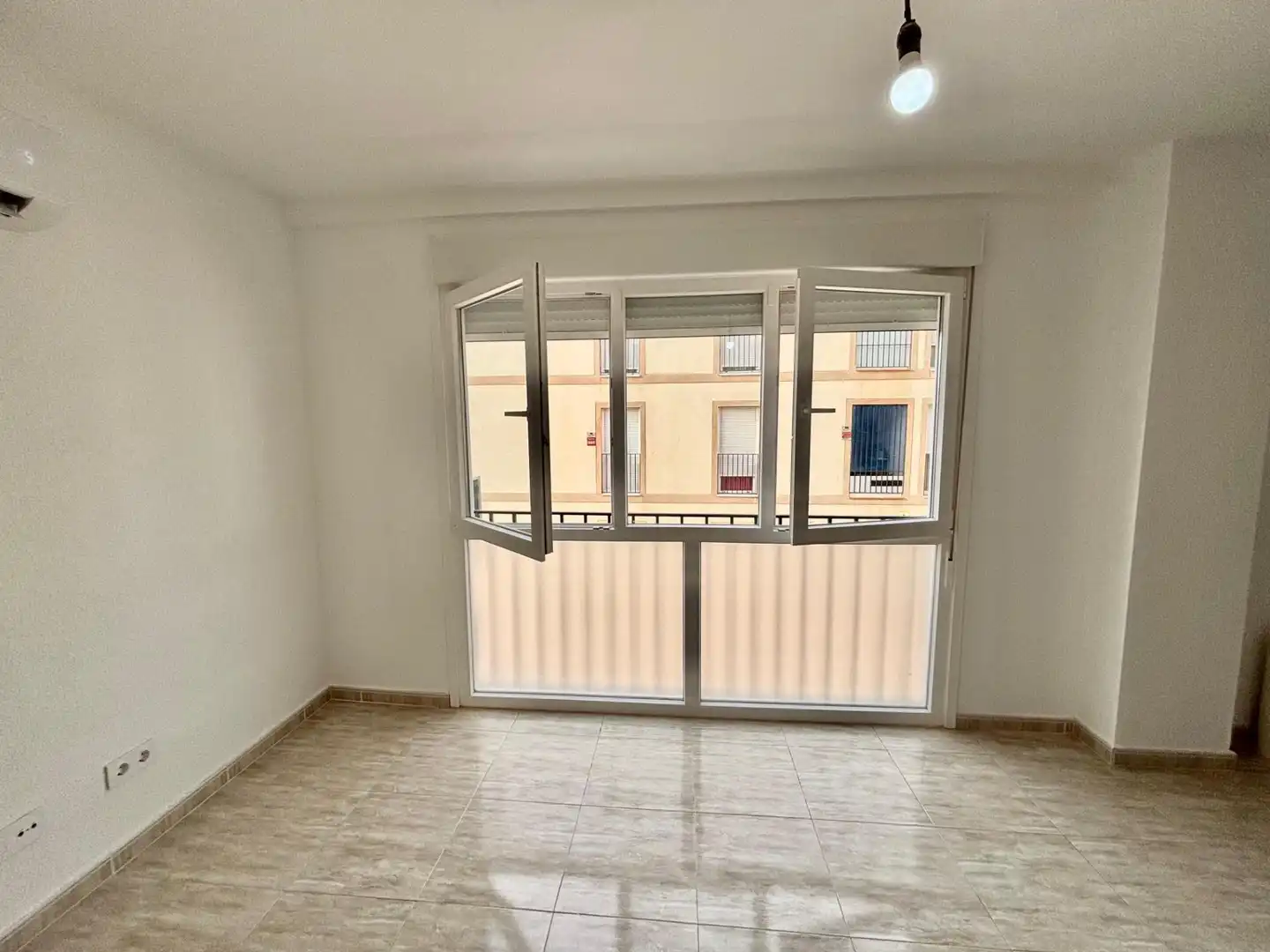 Piso con ascensor en venta en Lominchar, imagen 2
