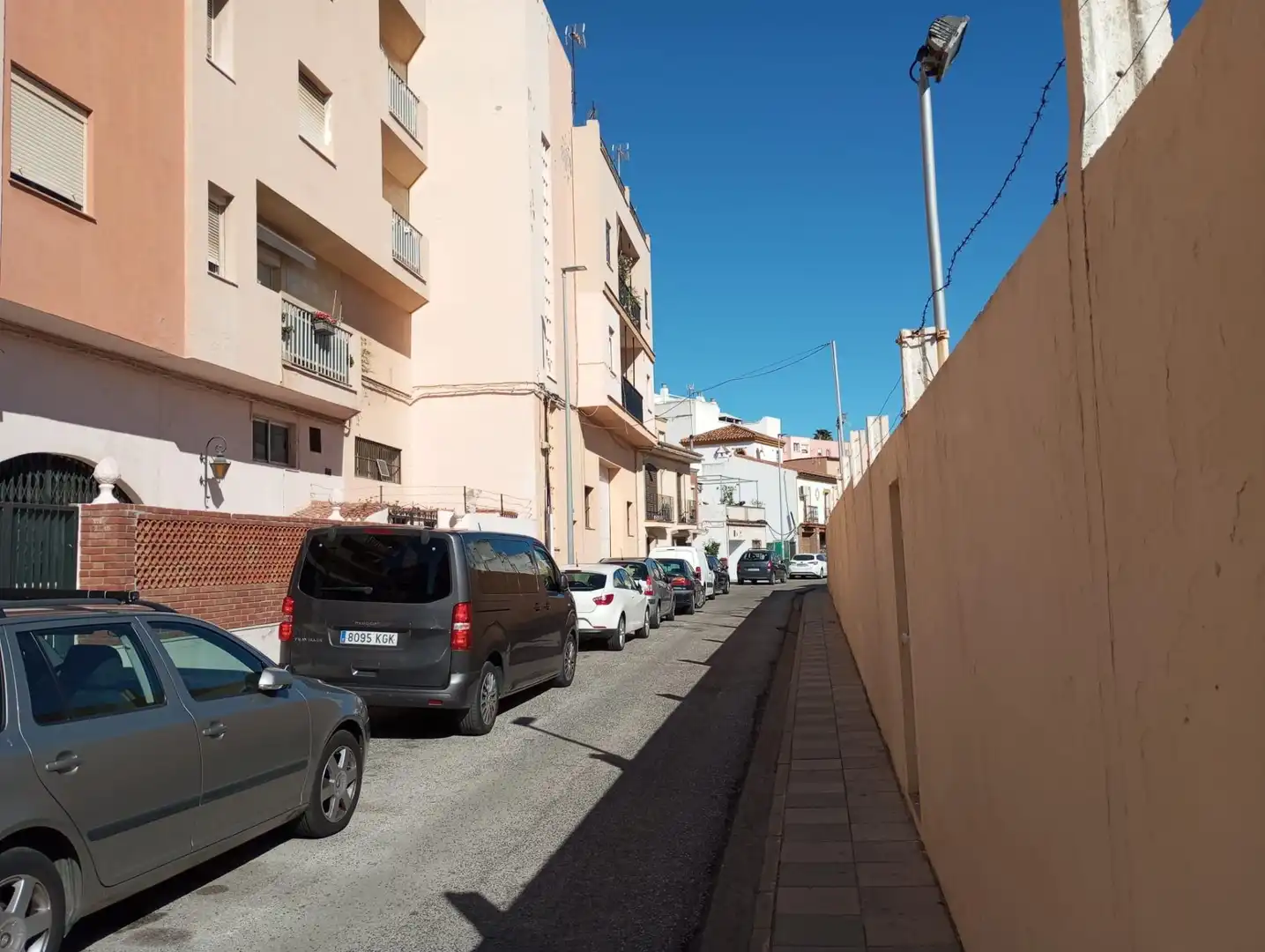 Außenansicht von Wohnung zum Verkauf in Algeciras mit Terrasse und Balkon