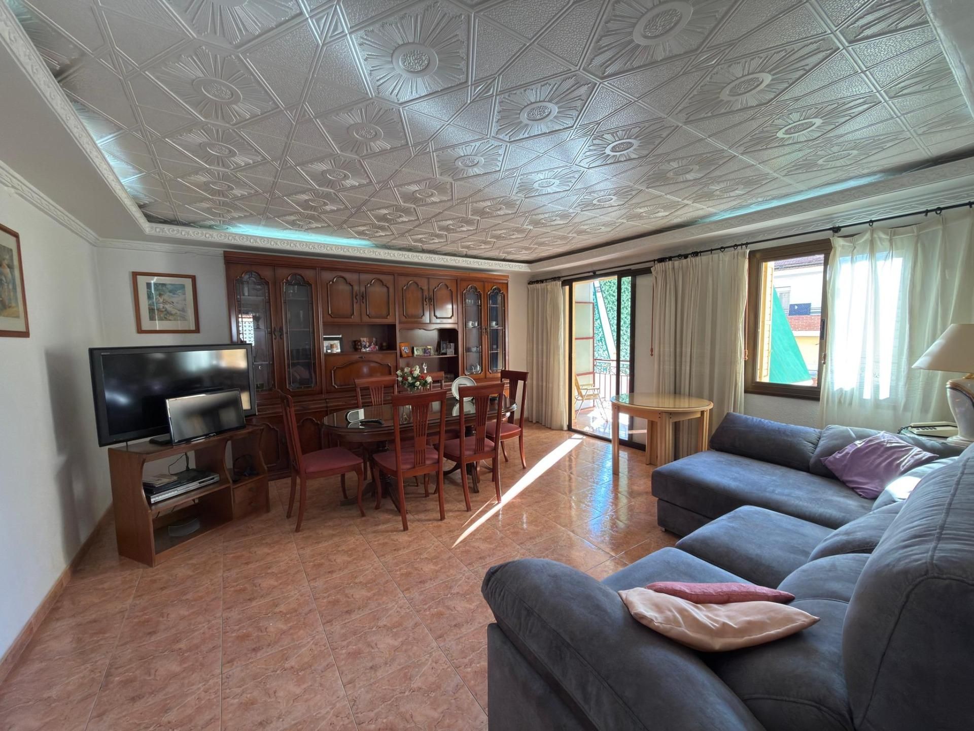 Sala d'estar de Pis en venda en Alicante / Alacant amb Aire condicionat, Terrassa i Balcó