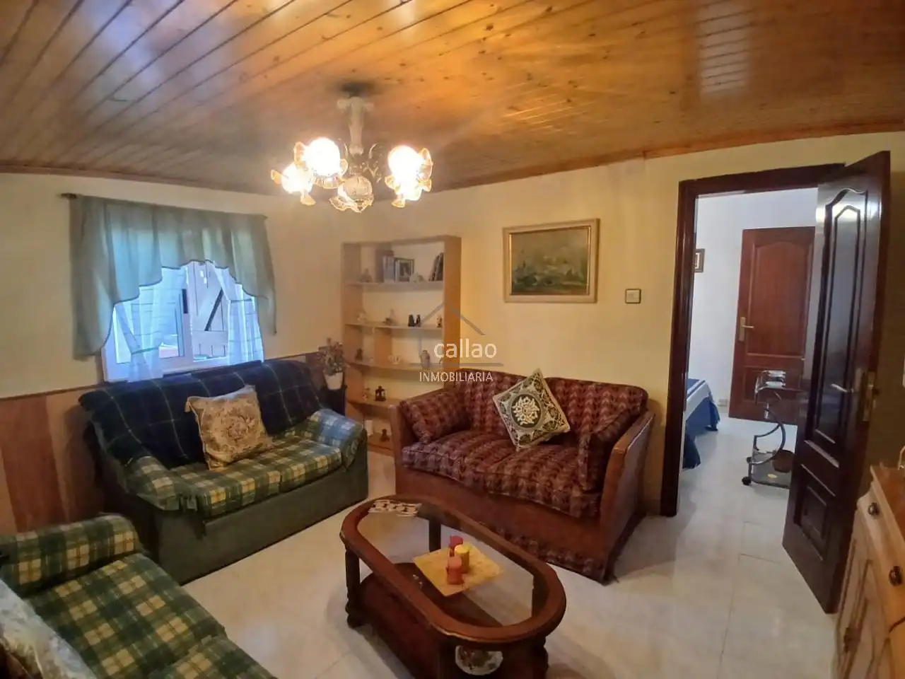 Sala d'estar de Casa o xalet en venda en San Sadurniño amb Jardí privat i Moblat