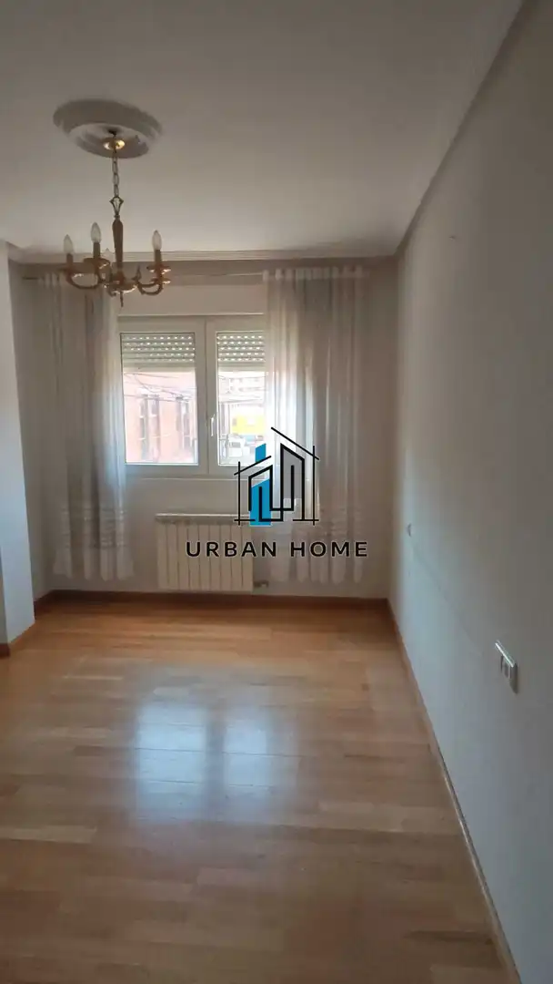 Bedroom of Flat for sale in San Andrés del Rabanedo  with Heating, Terrace and Storage room