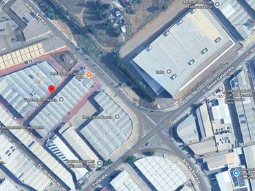 Nave industrial en venta en Calle Andres Barrena 105A