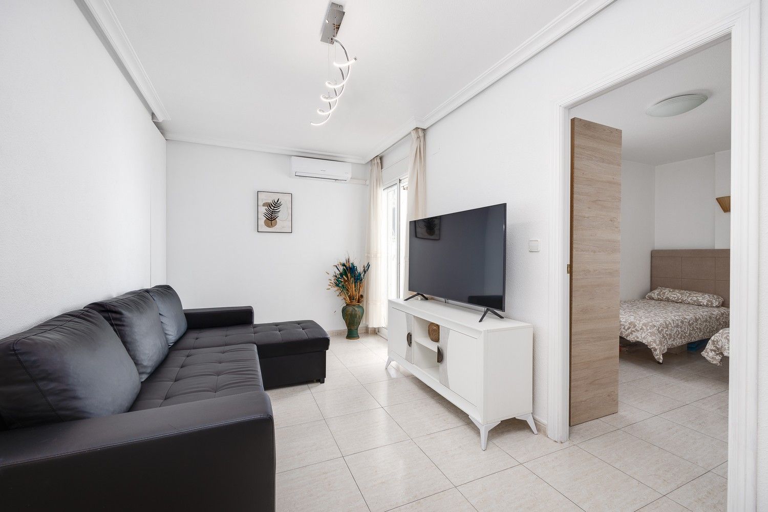 Living room of Apartment for sale in Torrevieja  with Air Conditioner, Heating and Terrace