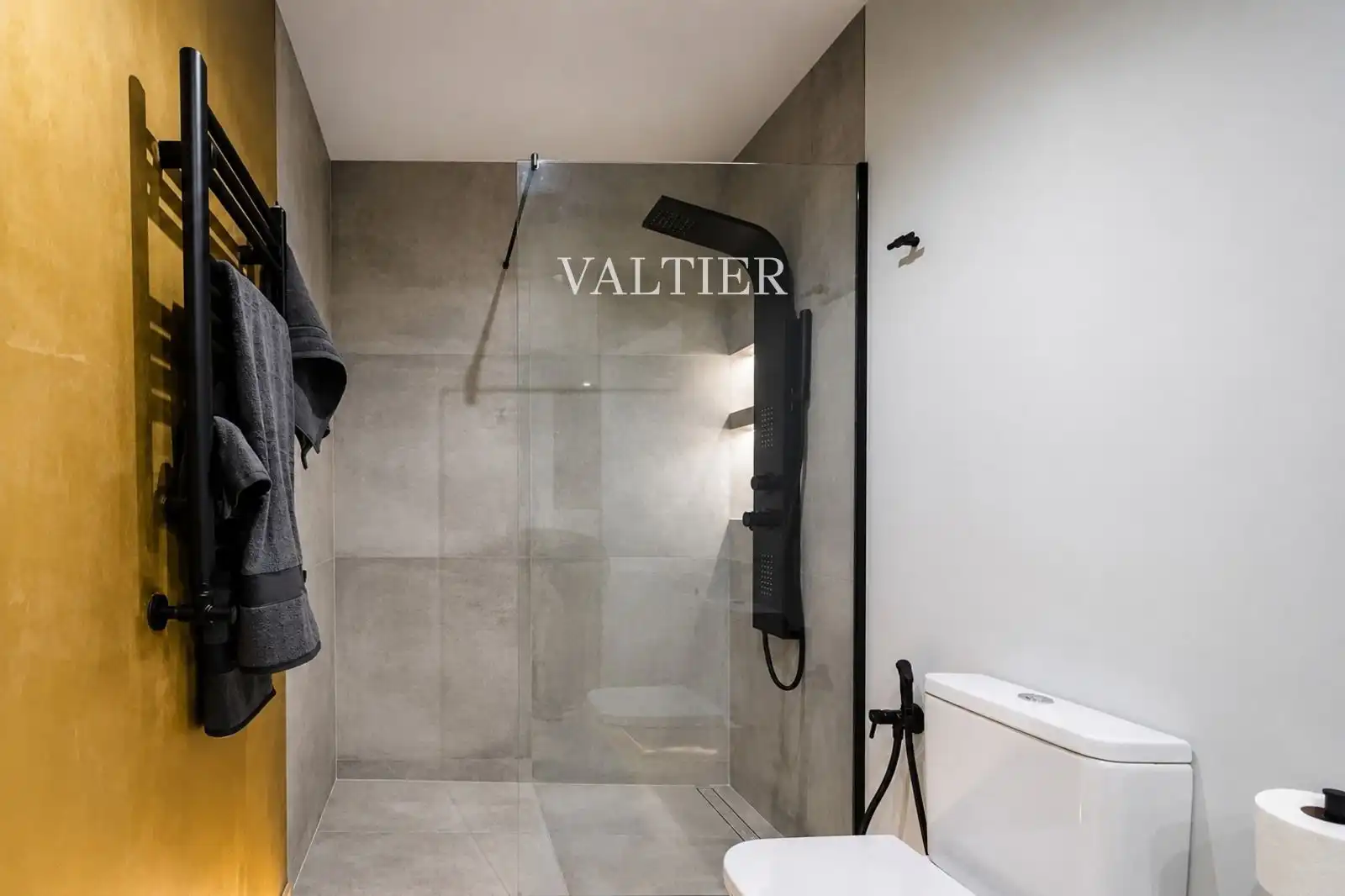 Baño de Piso en venta en Madrid con Aire acondicionado, Calefacción y Terraza