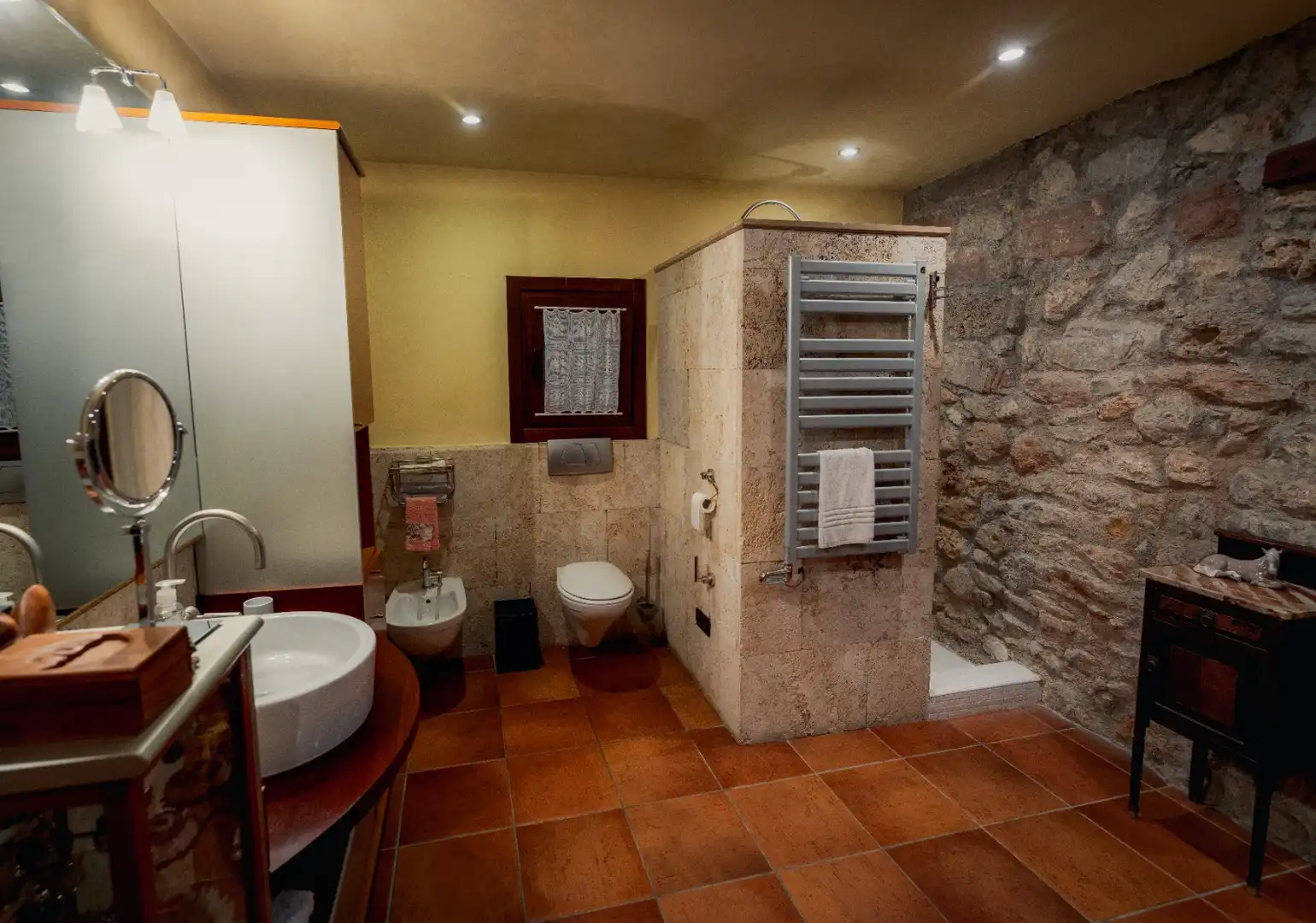 Bathroom of Country homes for sale in Vilafranca del Penedès  with Air Conditioner, Heating and Private garden