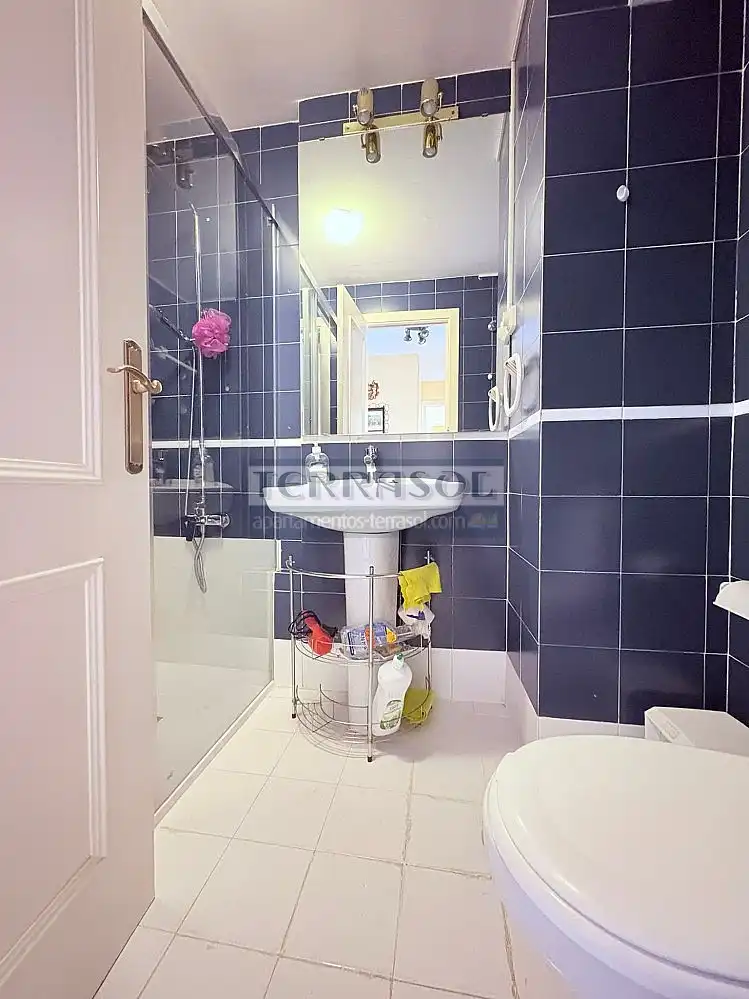 Bany de Apartament en venda en Vélez-Málaga amb Terrassa i Piscina