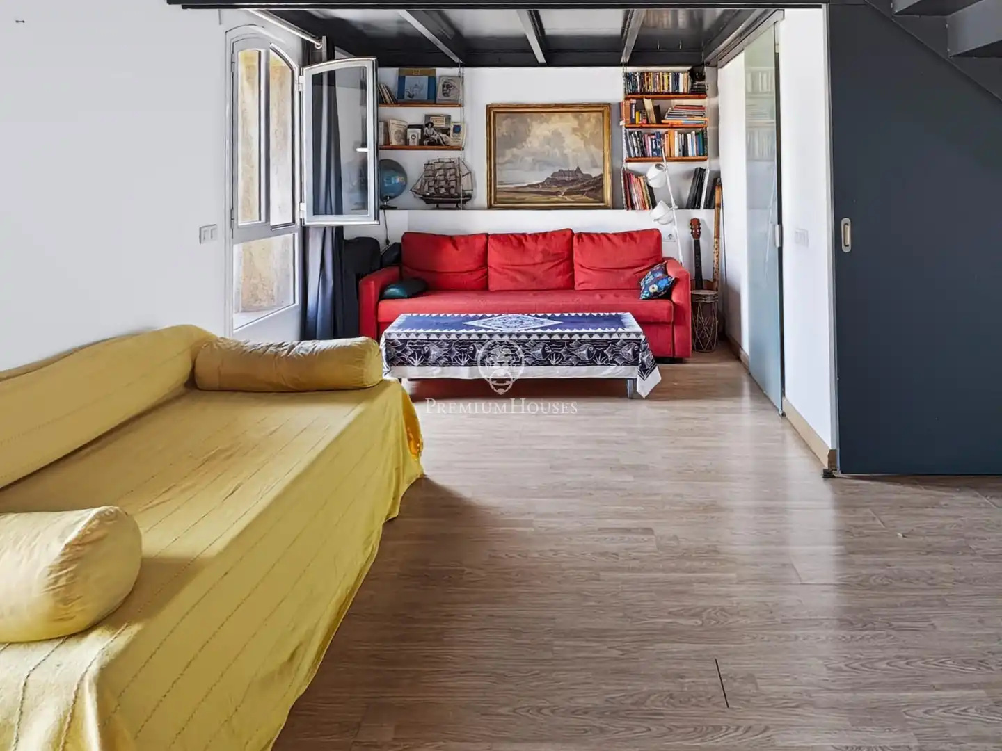 Wohnzimmer von Wohnung zum Verkauf in Barcelona mit Klimaanlage