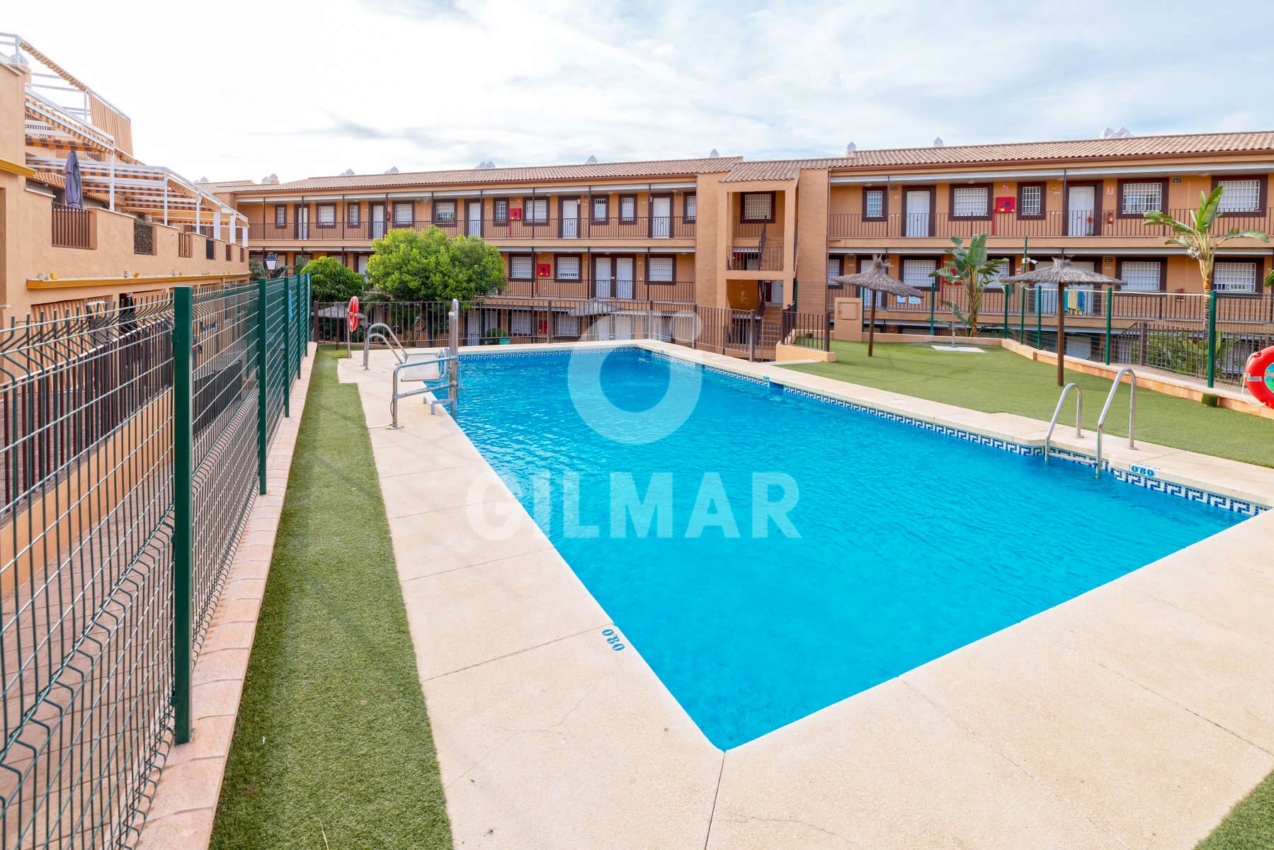 Swimming pool of Flat for sale in Casares  with Terrace and Community pool