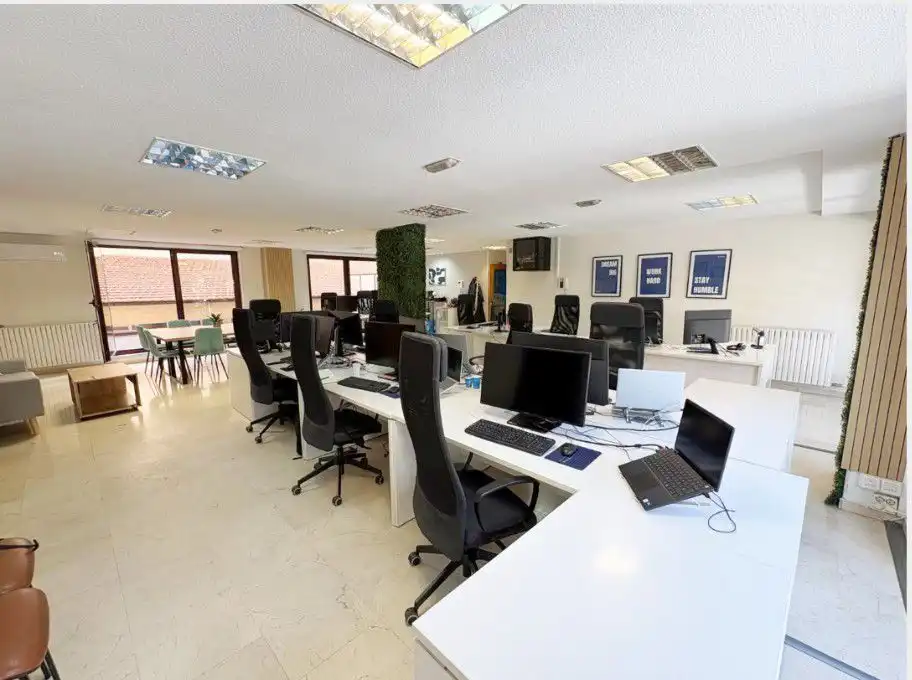 Ufficio con ascensore in affitto a Centro, imagen 3