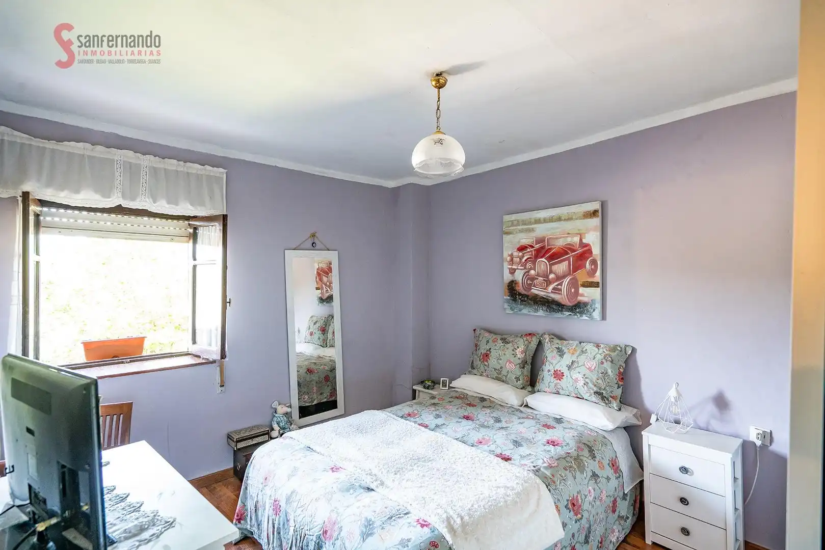 Habitación de Casa adosada en venta en Torrelavega  con Jardín privado, Terraza y Trastero