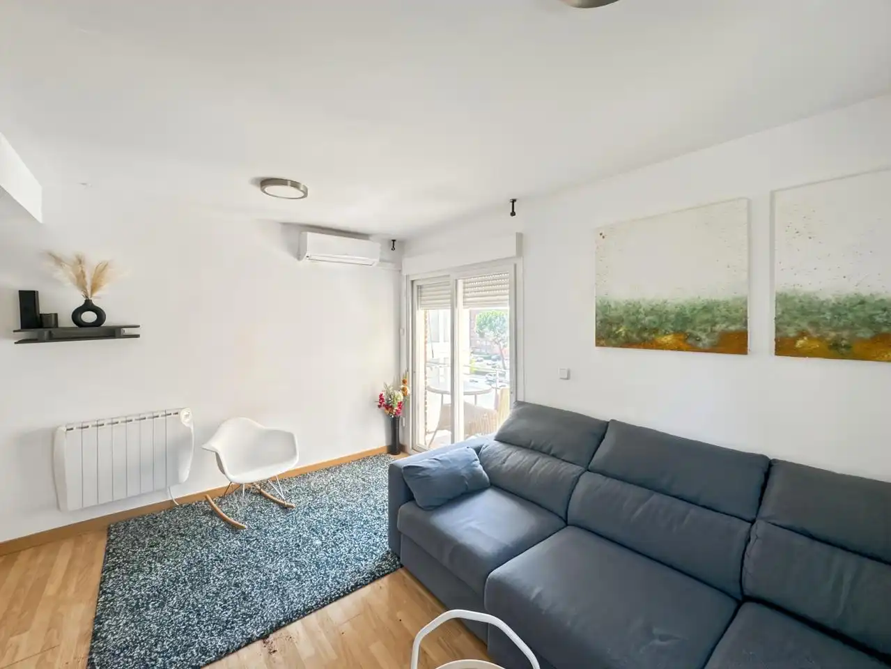 Living room of Flat for rent in Madrid  with Air Conditioner, Heating and Terrace