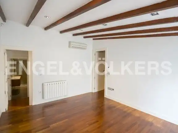 Ático en venta en Calle General Primo de Rivera, 8, Barrio del Centro