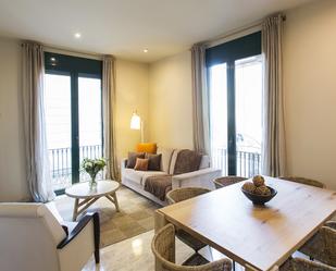 Living room of Flat to rent in  Barcelona Capital  with Air Conditioner, Heating and Furnished