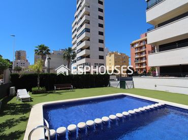 Appartement compact avec balcon à vendre à Guardamar Playa