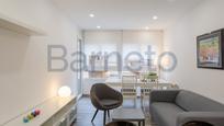 Living room of Flat to rent in Girona Capital  with Furnished, Oven and Washing machine