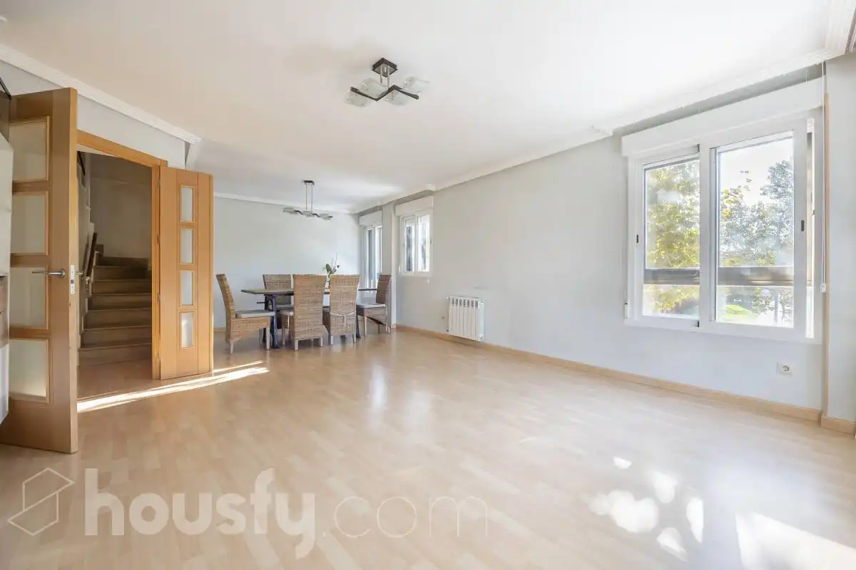 Flat for rent in Avenida de Madrid, Santa Bárbara - La Zaporra