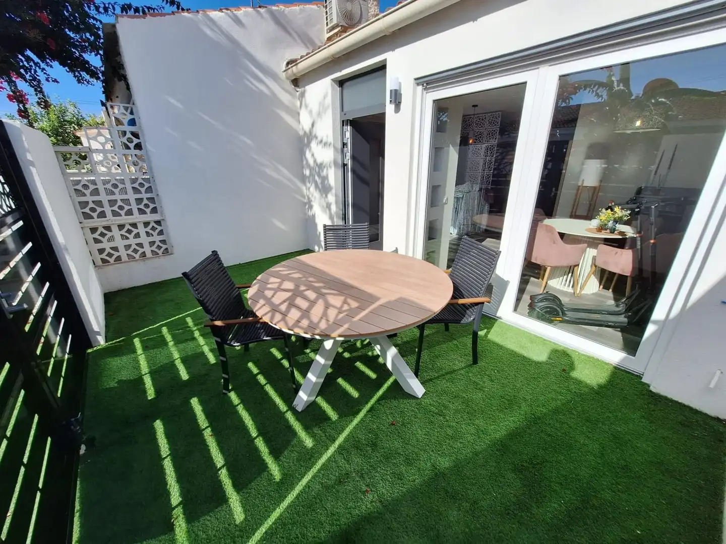 Terrassa de Estudi en venda en Torrevieja amb Aire condicionat, Jardí privat i Terrassa