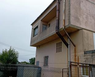 Vista exterior de Casa o xalet en venda en Lugo Capital amb Jardí privat, Terrassa i Traster