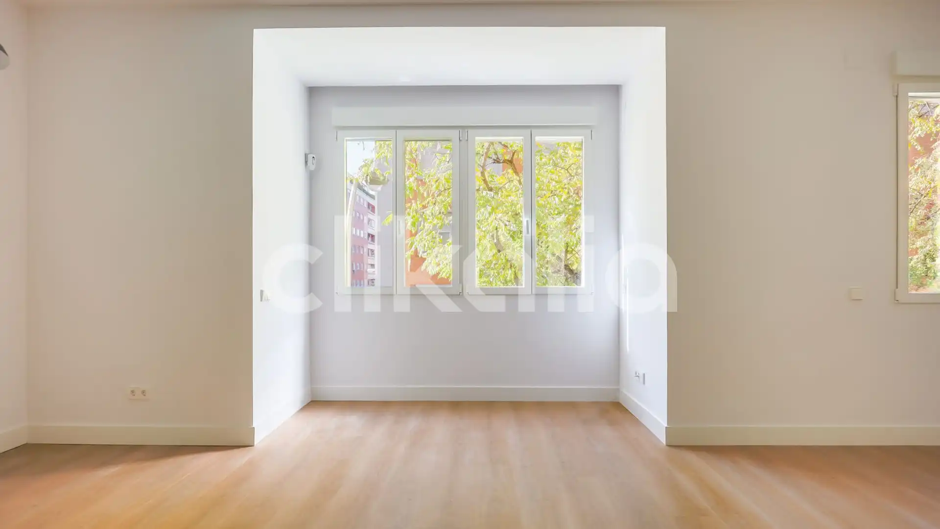 Habitación de Piso en venta en  Madrid Capital con Aire acondicionado y Calefacción