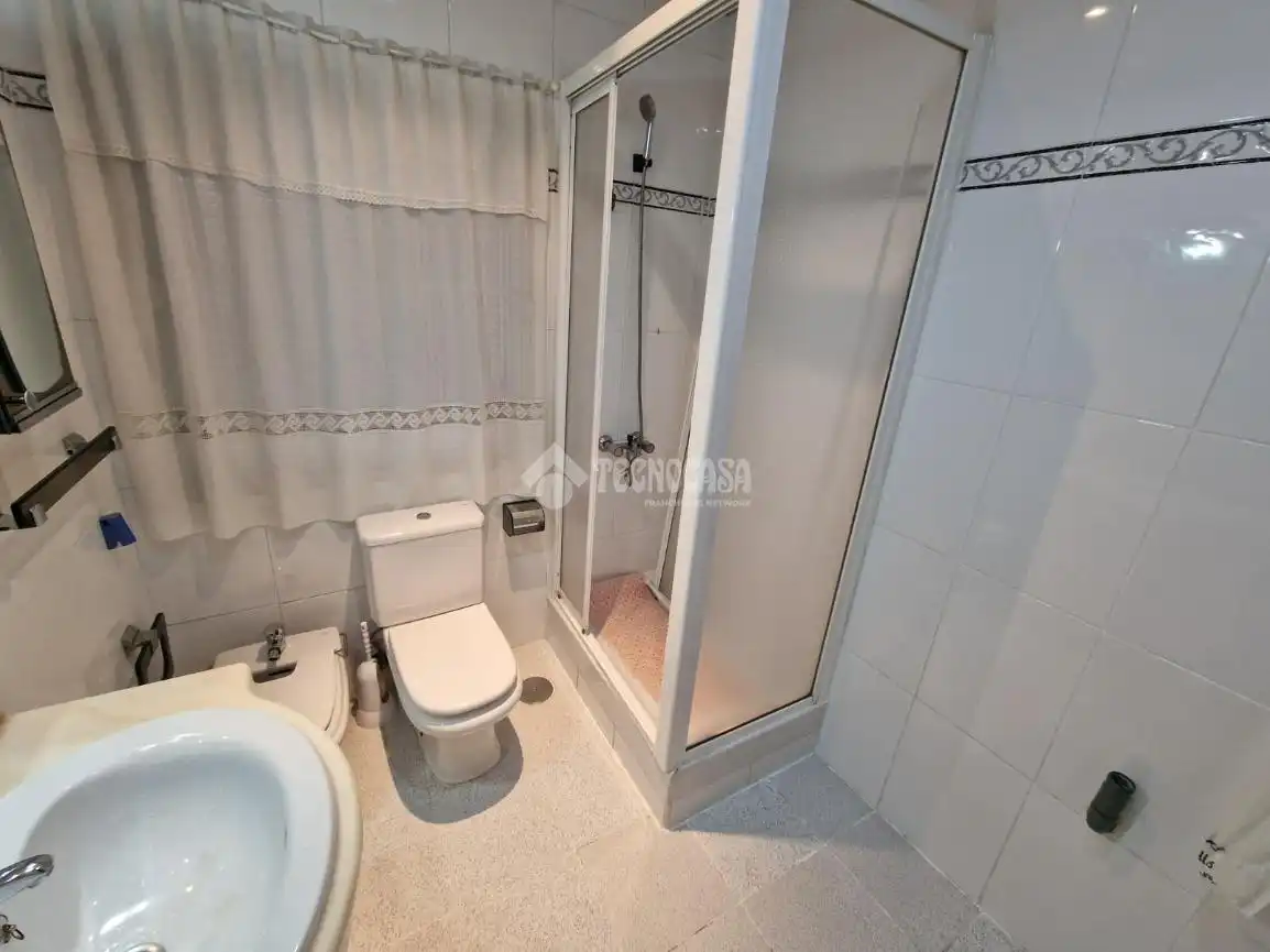 Badezimmer von Wohnung zum Verkauf in Centro
