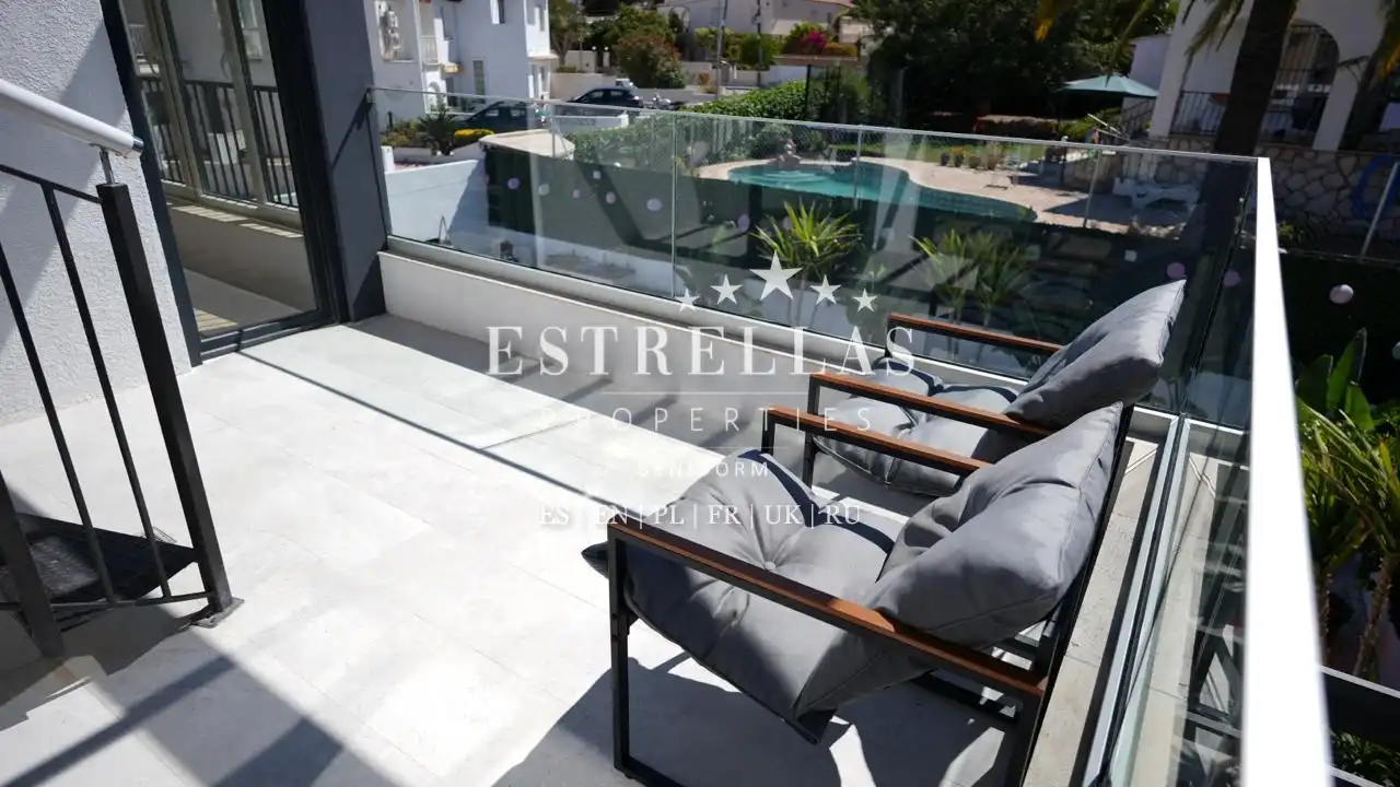 Terraza de Casa o chalet en venta en La Nucia con Aire acondicionado, Calefacción y Jardín privado