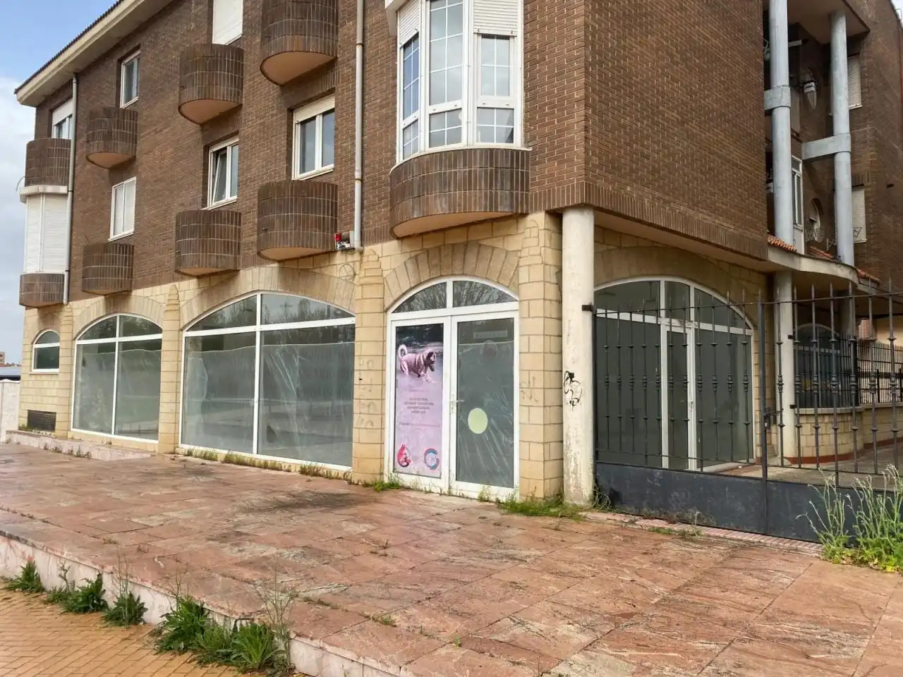 Local comercial en venda a Calle San Pedro Del Castro 3 24005 Leon