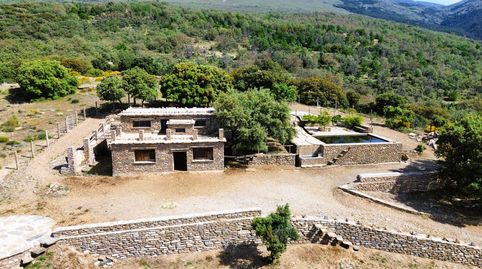 Chalet en venta en Cáñar.