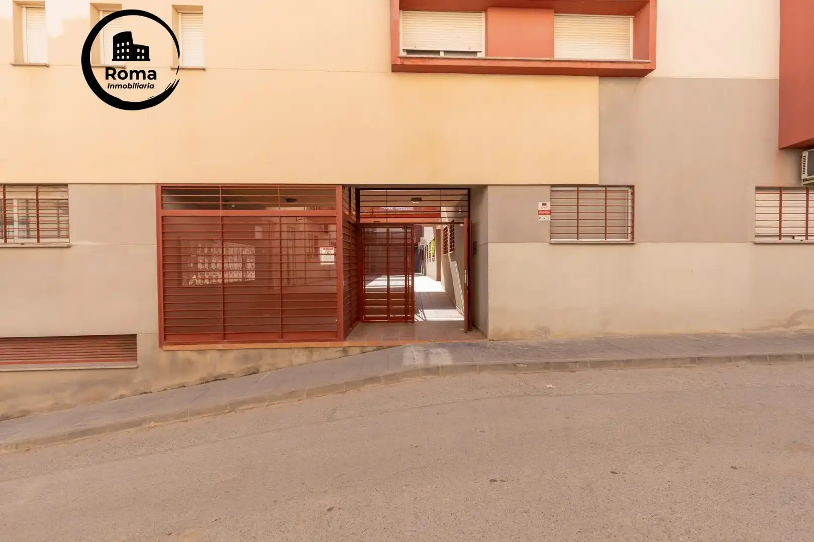 Aparcament de Pis en venda en Cijuela amb Calefacció, Moblat i Balcó