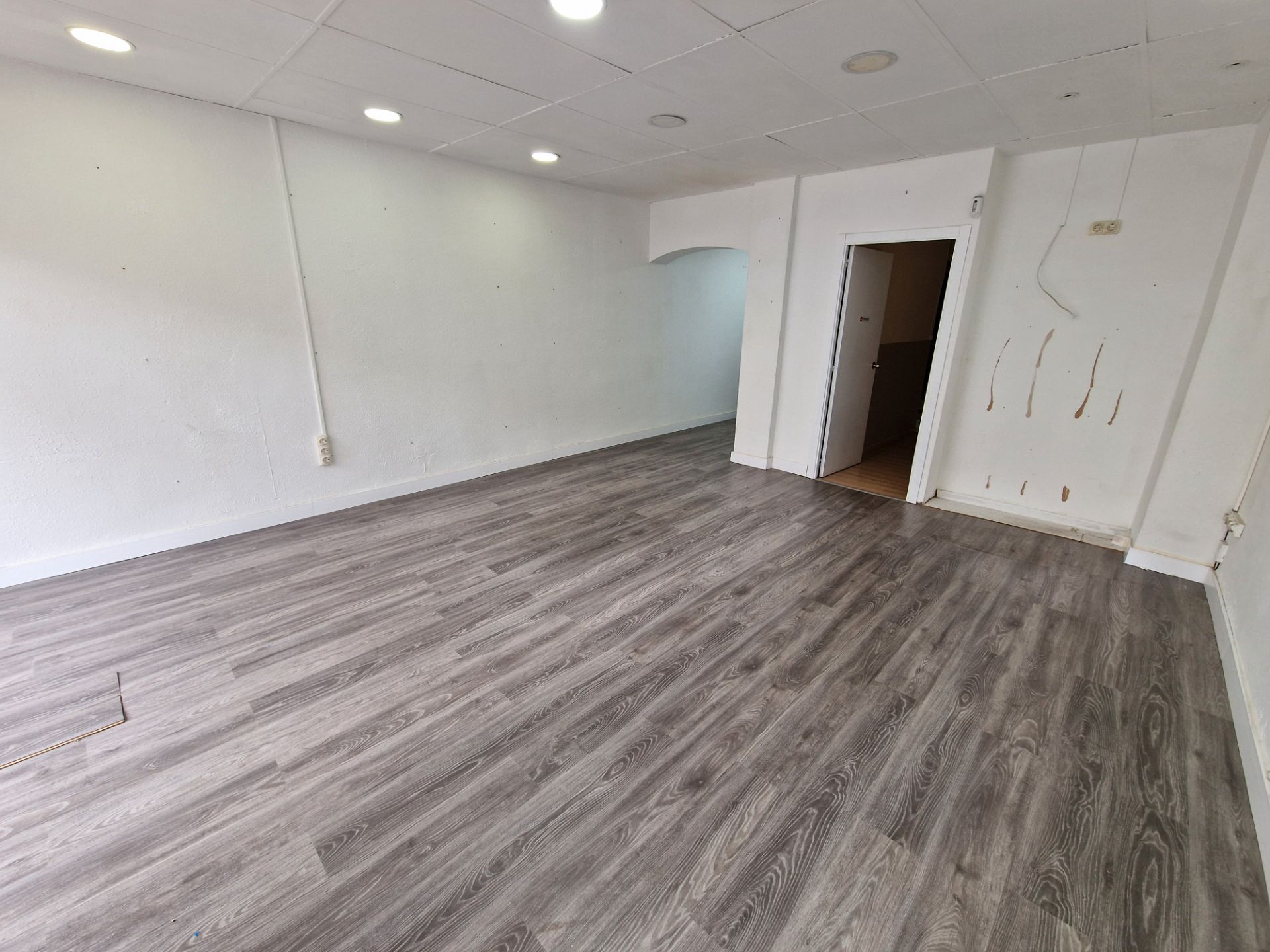 Premises to rent in La Llagosta  with Parquet flooring
